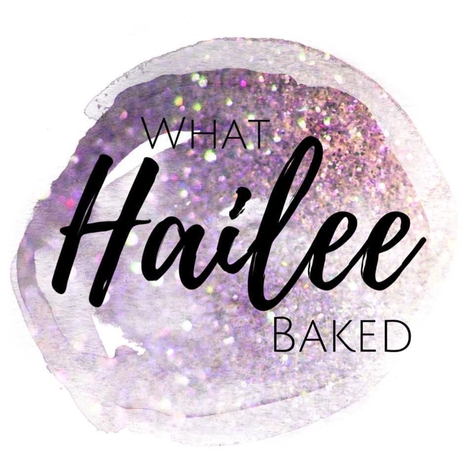 Custom cakes and cupcakes - What Hailee Baked