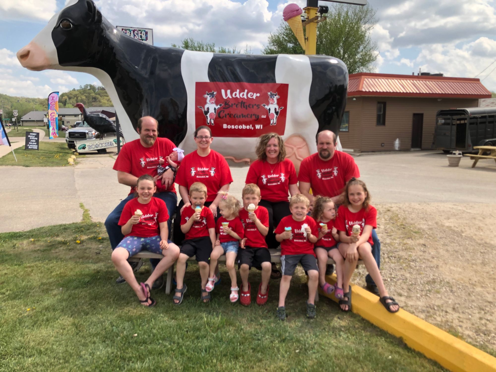 Good Old Family Ice Cream Shop - Udder Brothers Creamery